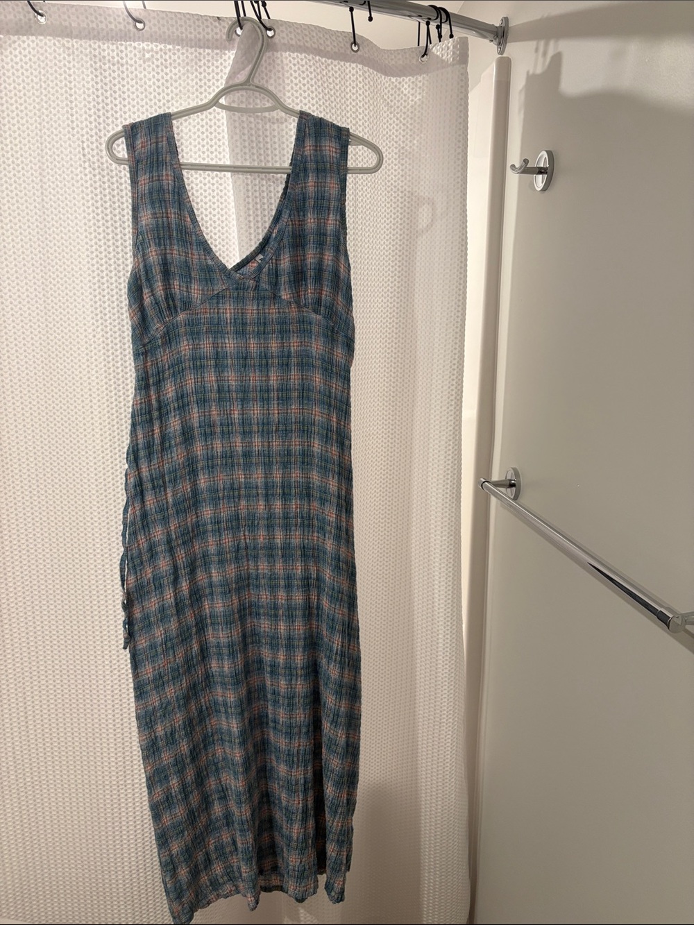 Afends Tully Seersucker Maxi Dress - Picture 2 of 2